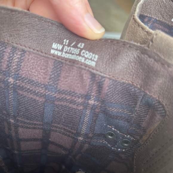 Born Taupe To The Knee Suede Riding Boots with Buckle Detail and Zipper Size 11 - Picture 7 of 11